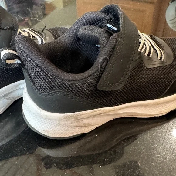 Athletic Works Toddler Boys Mesh Jogger Sneakers - Picture 8 of 13